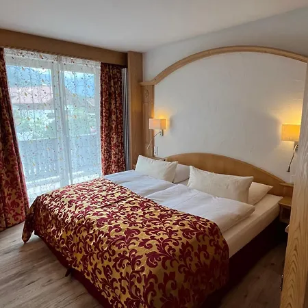 Alpenhof Apartman *