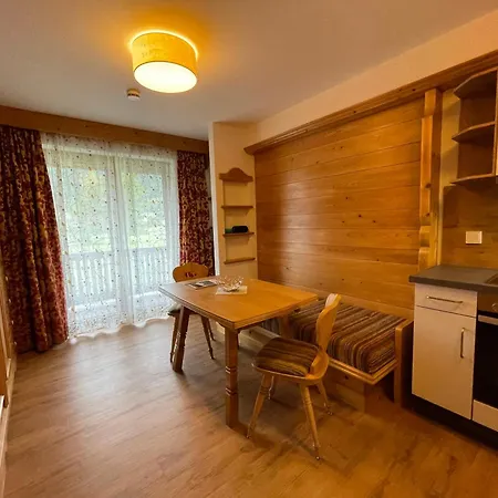 Alpenhof Apartman Wallgau